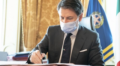 Coronavirus, il Presidente Conte firma il Dpcm del 3 dicembre 2020
